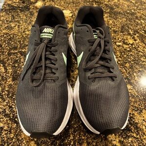 Nike downshifter womens athletic shoes. Size 9.5